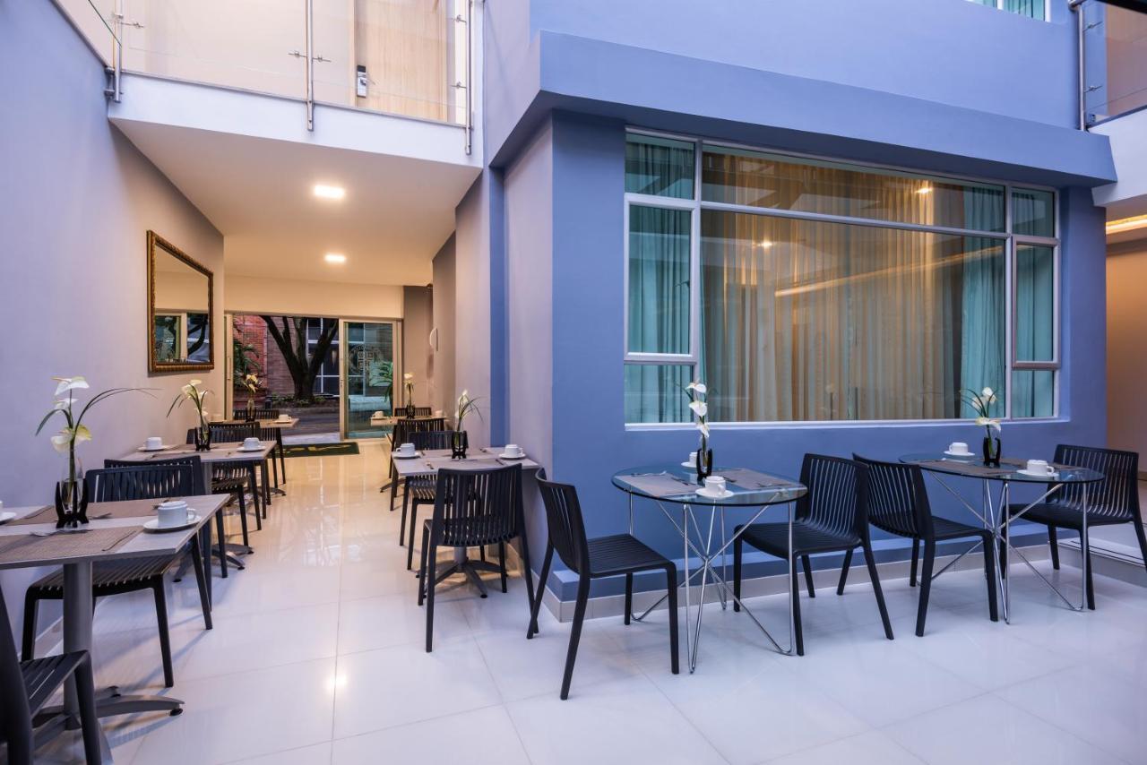 Hotel Asturias Medellín Zewnętrze zdjęcie