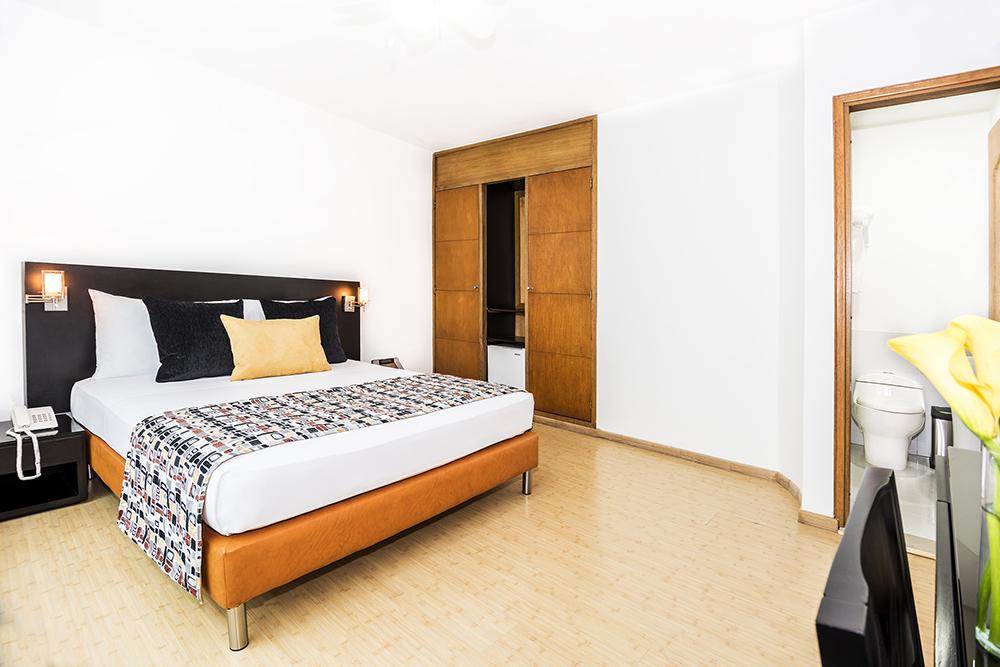 Hotel Asturias Medellín Zewnętrze zdjęcie